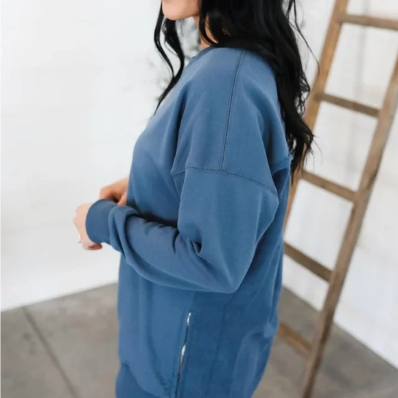 Aiden & Oak Joelle Size Zip Sweatshirt Large - Picture 2 of 8